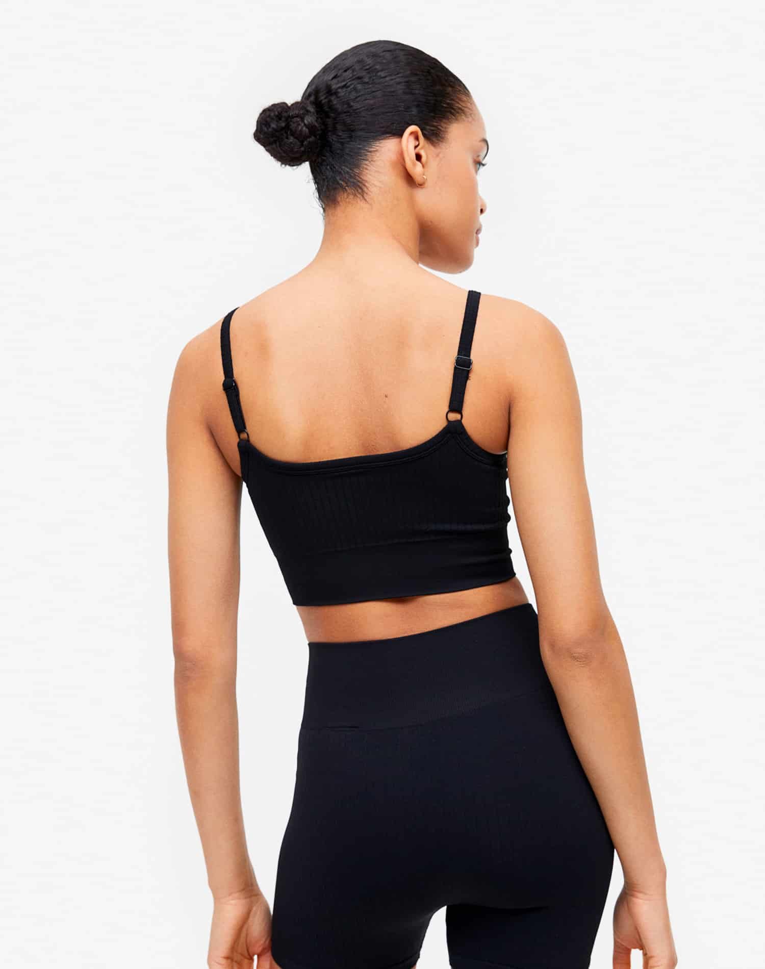 DryMove Seamless Hotpants – Image 2