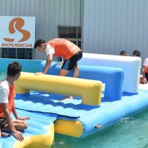 Parcours d’obstacles sur l’eau Bouncia pour parcs aquatiques – Hurdle 01