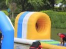 Module tunnel traversant pour parcs aquatiques flottants — Tunnel with hole