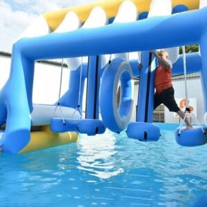 Obstacle de jeux d’eau suspendu pour parcs – Wobble Obstacle