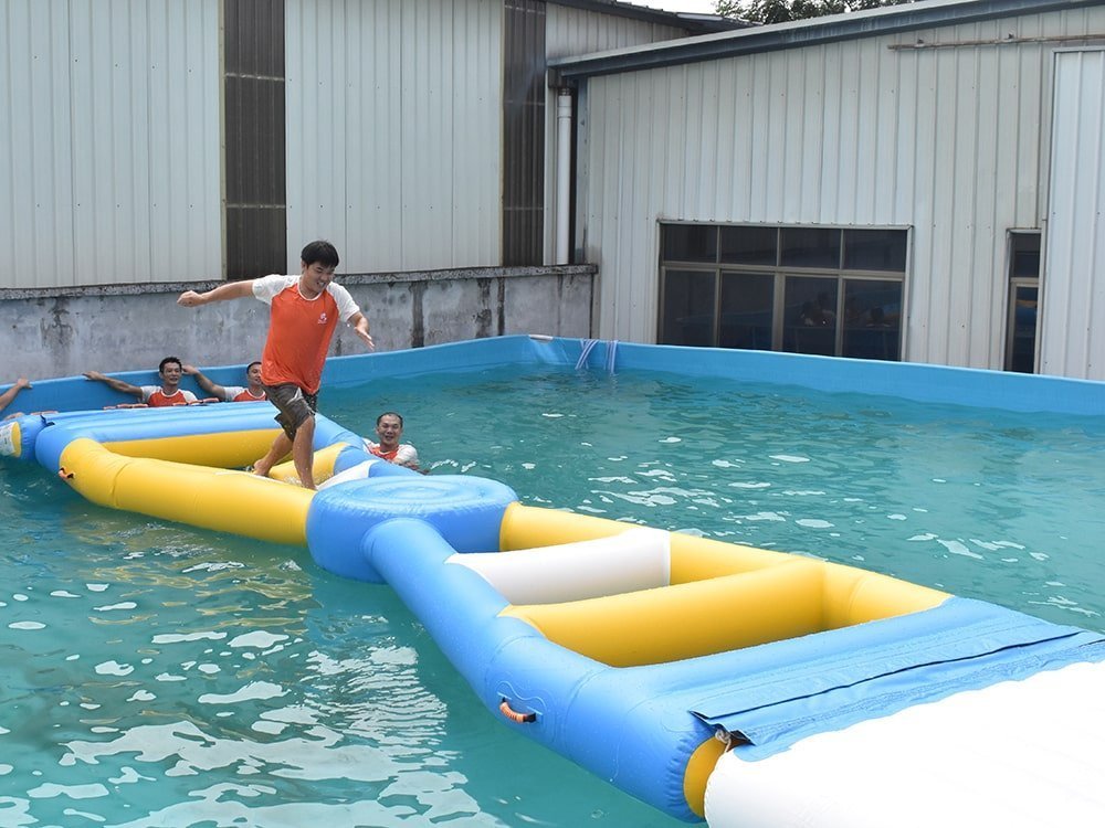 Module de traversée en équilibre Bouncia pour parcs aquatiques gonflables — X Ladder 01