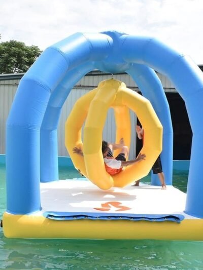 Équipement de parc aquatique gonflable personnalisable Bouncia — Hammock 01