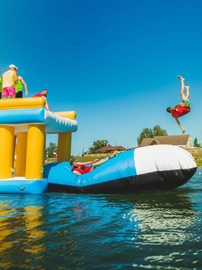 Blob aquatique gonflable best-seller pour parc aquatique — Jumping Pillow 01