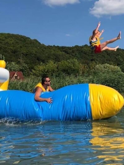 Blob aquatique gonflable format mini Bouncia — Mini Blob 01