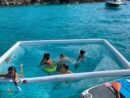 Piscine de mer avec filet – protège des méduses et de la faune marine